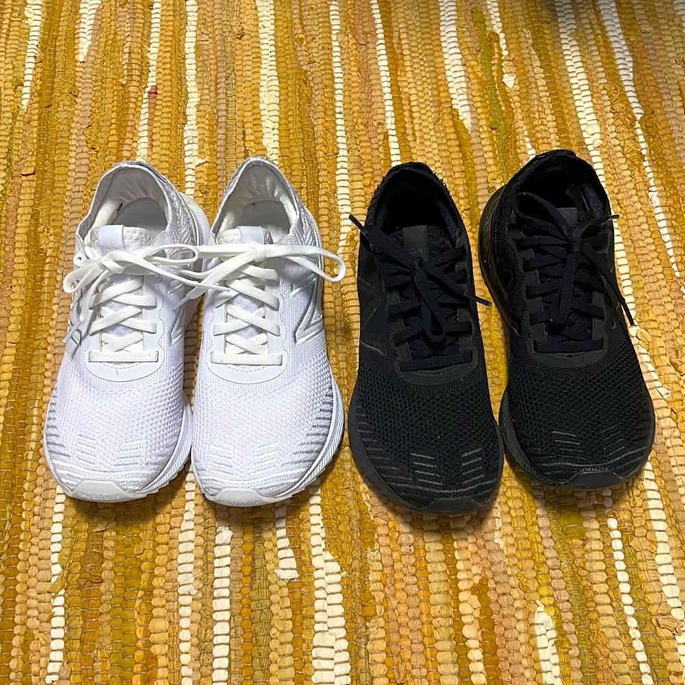 New balance sneakers bundle. Size US 7. Very good used condition. No flaws.